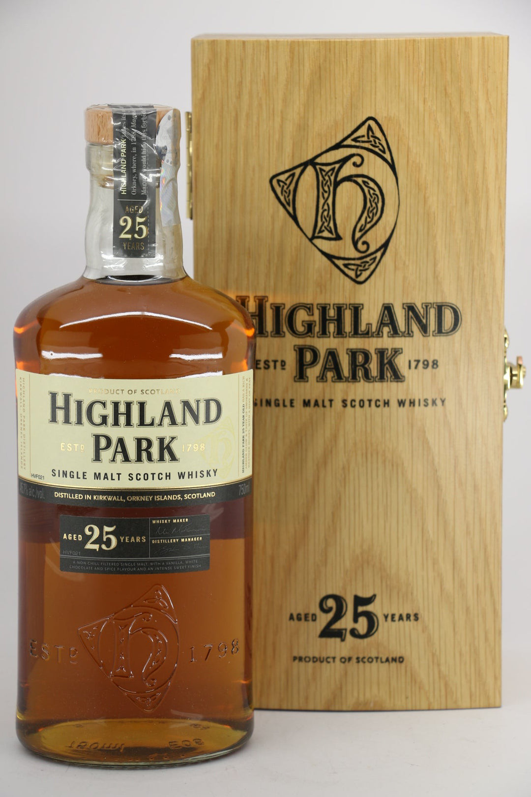 Highland Park 25 Year Single Malt Scotch Whiskey, Orkney 750mL