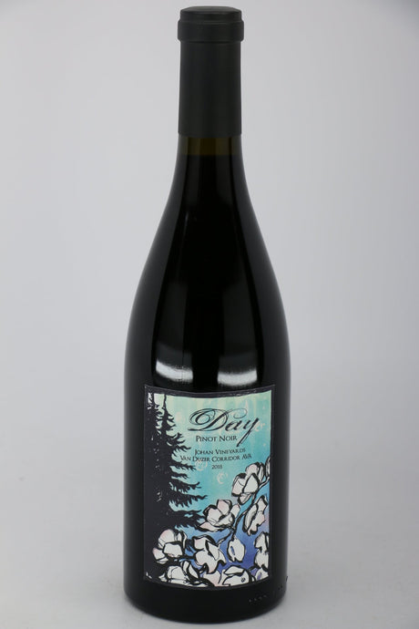 Day Wines Johan Vineyard Willamette Valley Pinot Noir 2018 red wine bottle from USA